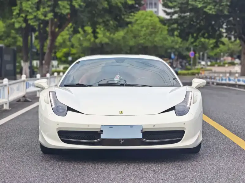 Ferrari 458, 2012
