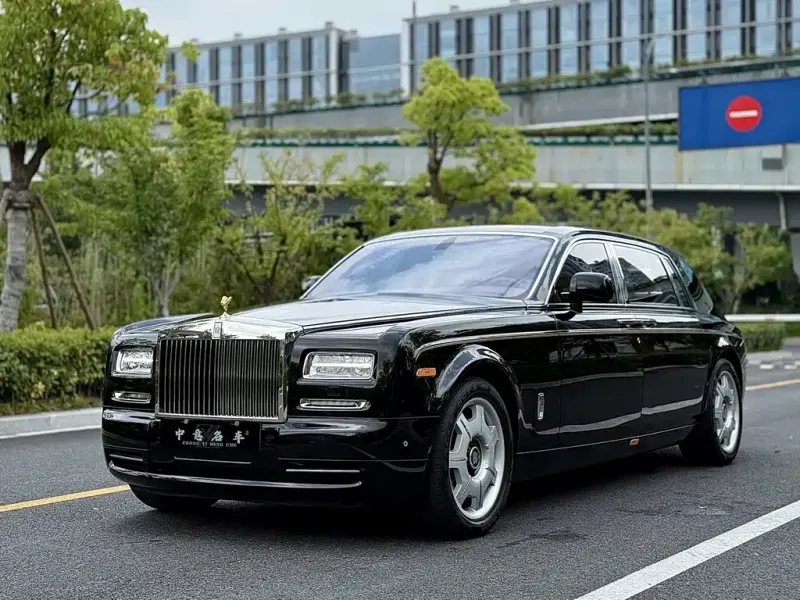 Rolls-Royce Phantom, 2015