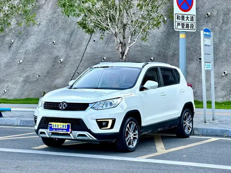 BAIC Senova X35, 2016