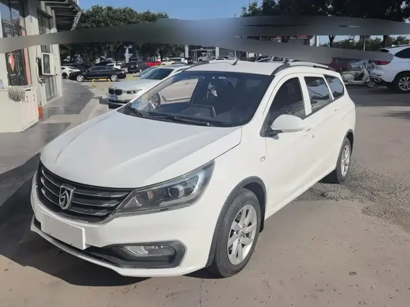 Baojun 310W, 2018