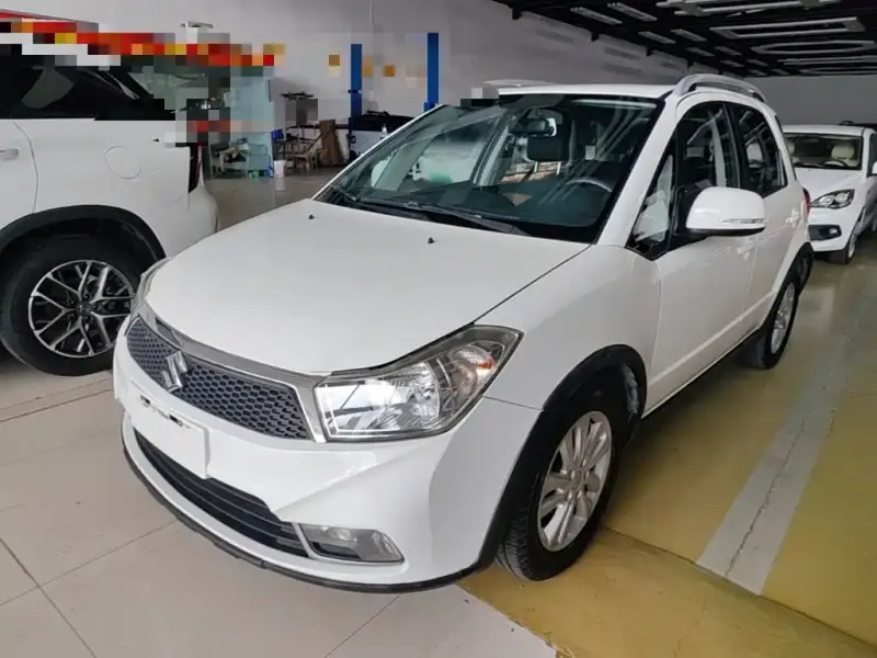 Suzuki SX4, 2015