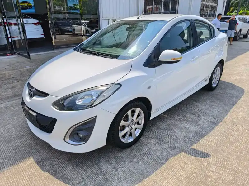 Mazda 2, 2014