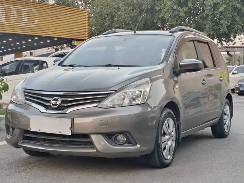 Nissan Livina, 2013
