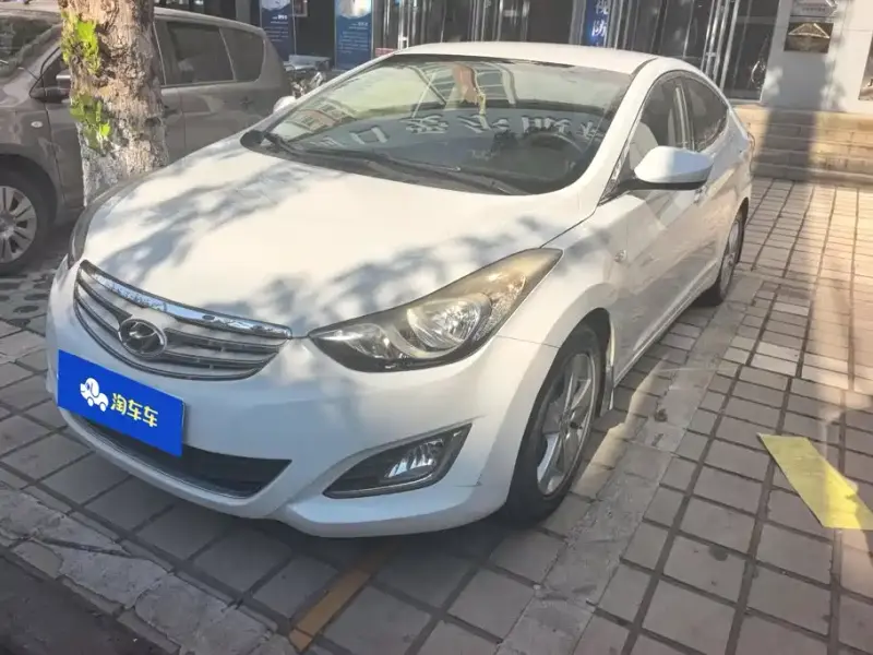 Hyundai Elantra Langdong, 2014