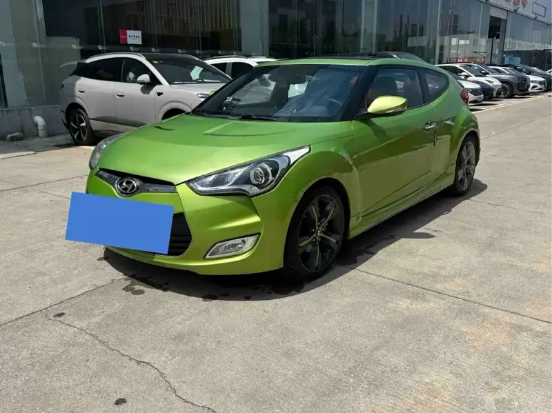 Hyundai Veloster, 2012