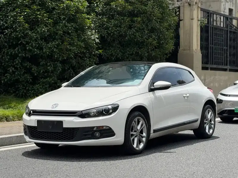 Volkswagen Scirocco, 2011
