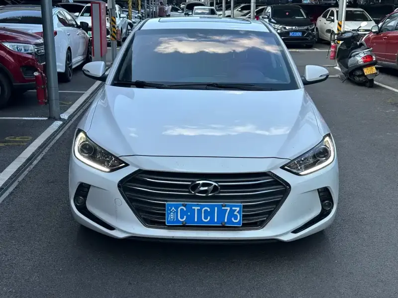 Hyundai Elantra, 2017
