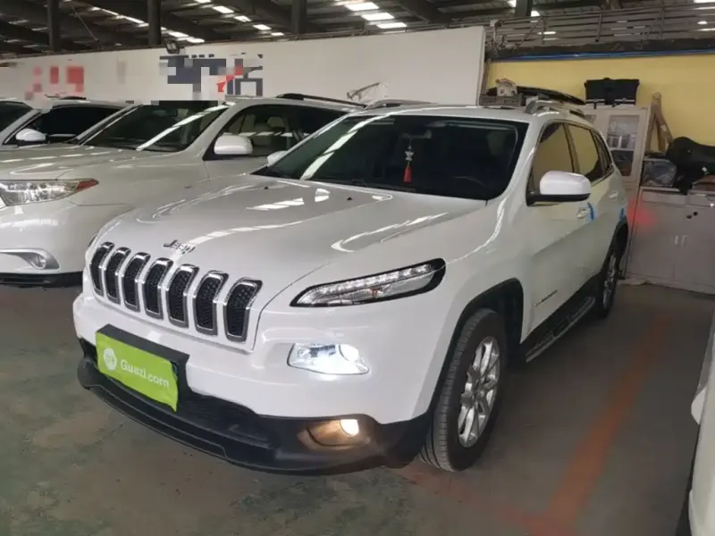 Jeep Cherokee, 2016