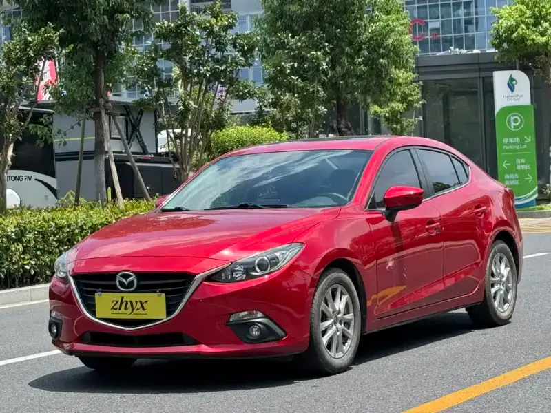 Mazda 3 Axela, 2016