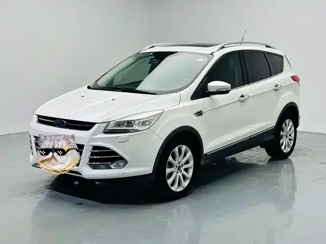 Ford Kuga, 2015