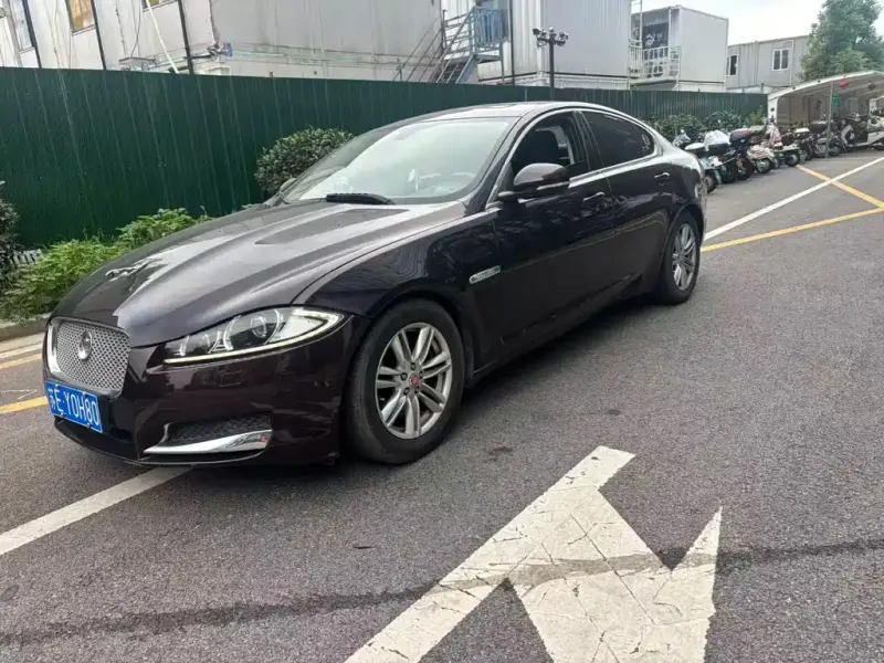 Jaguar XF, 2014