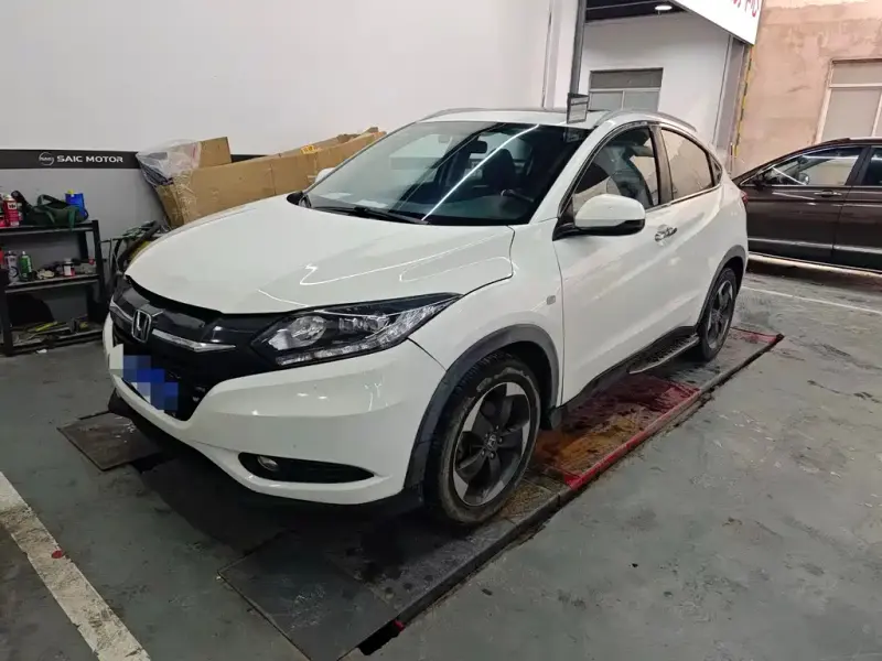 Honda Vezel, 2017 — фото 1