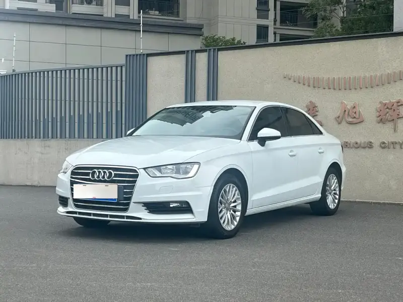 Audi A3, 2016 — фото 1