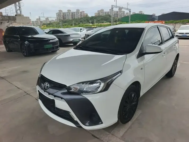 Toyota Yaris L, 2021