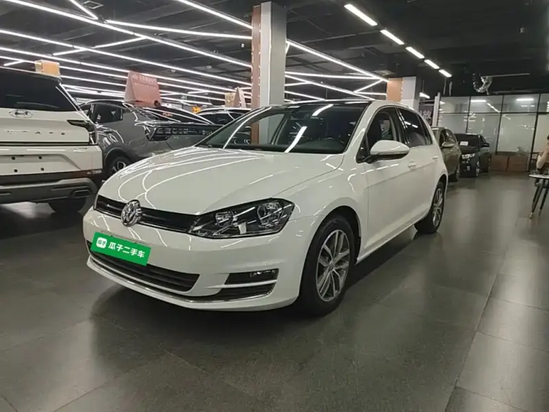 Volkswagen Golf, 2015