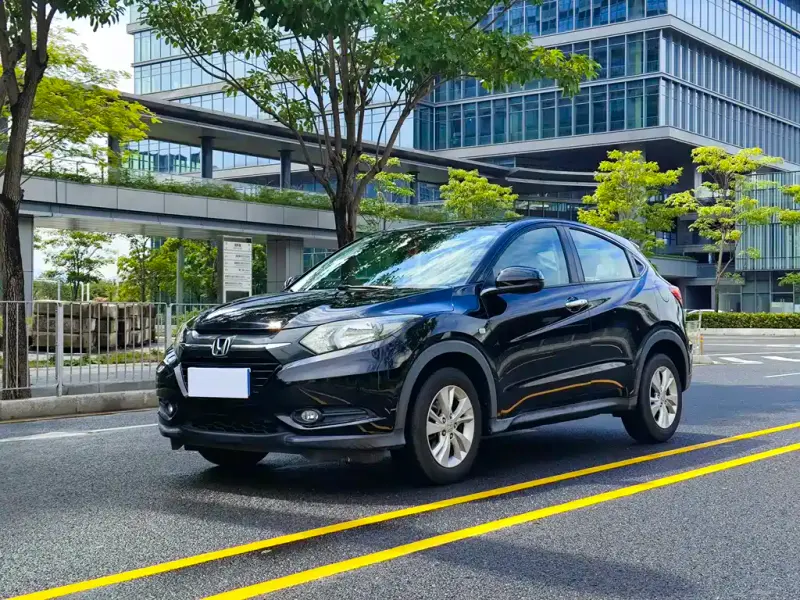 Honda Vezel, 2018 — фото 1