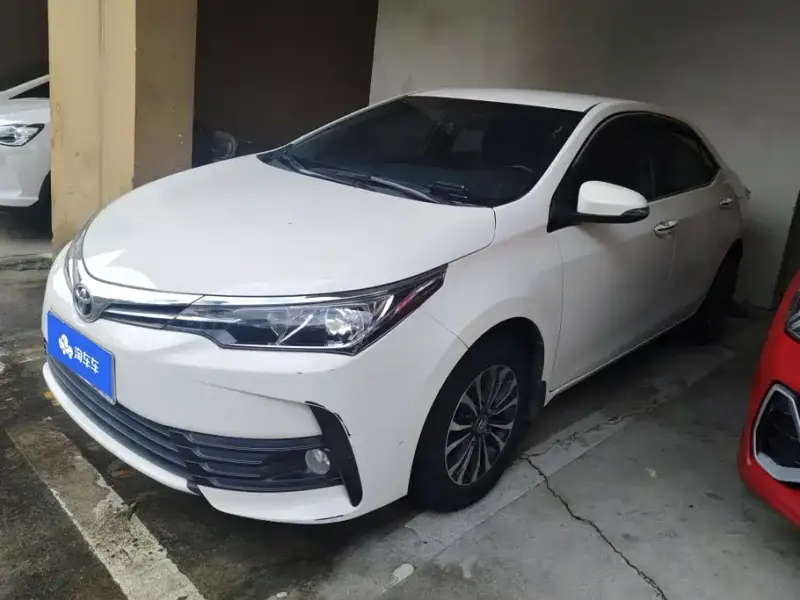 Toyota Corolla, 2018 — фото 1