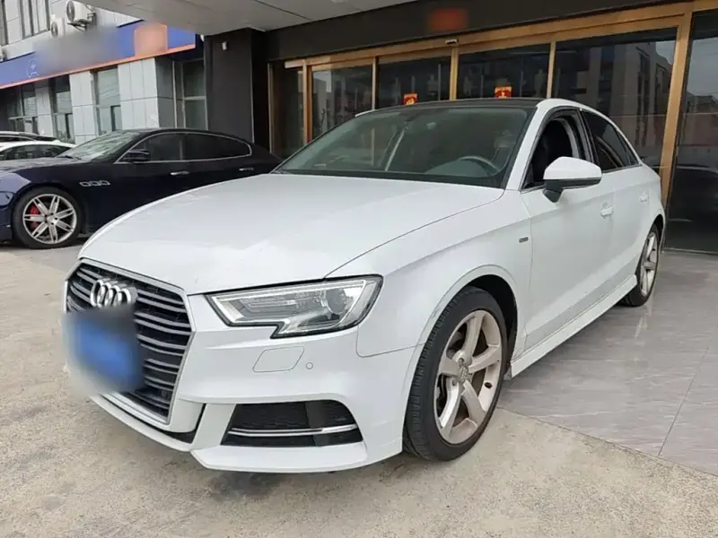 Audi A3, 2017 — фото 1