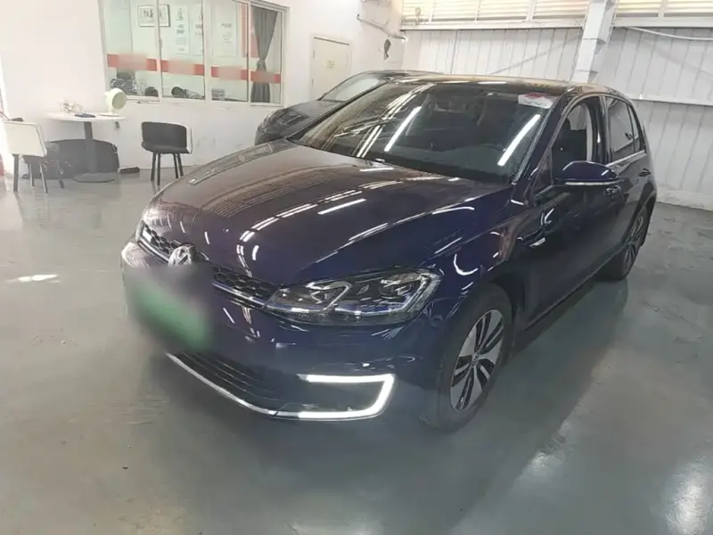 Volkswagen Golf EV, 2020