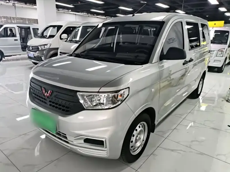 Wuling Hongguang V, 2024