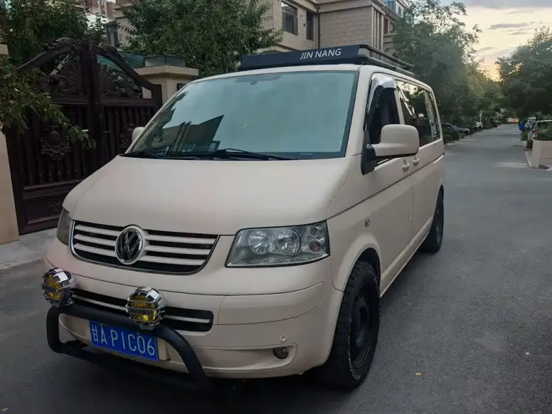 Volkswagen Multivan, 2010