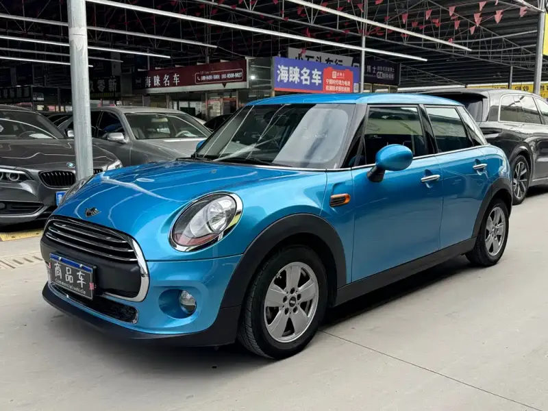 MINI Mini, 2015