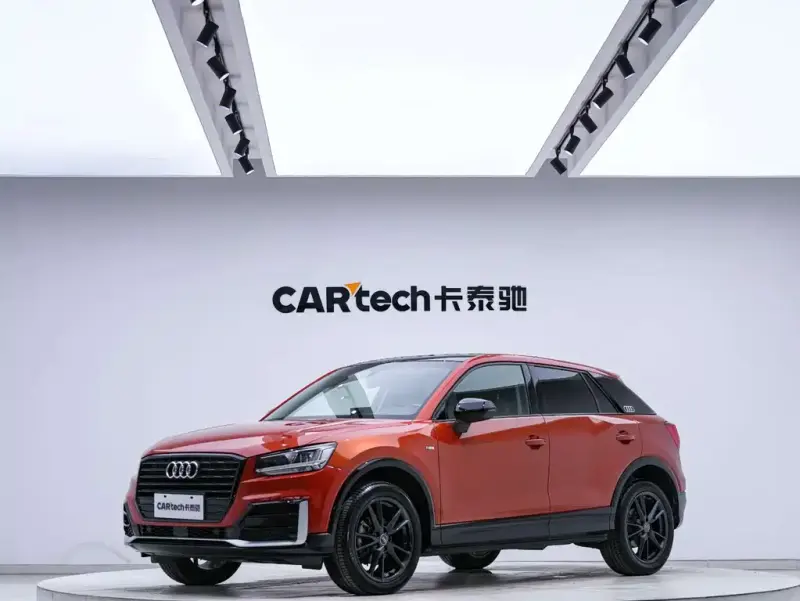 Audi Q2L, 2019