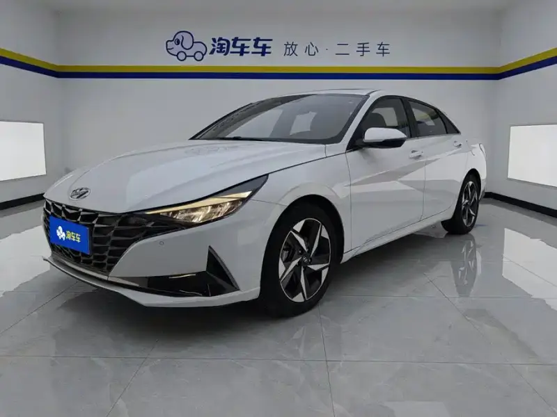 Hyundai Elantra, 2021