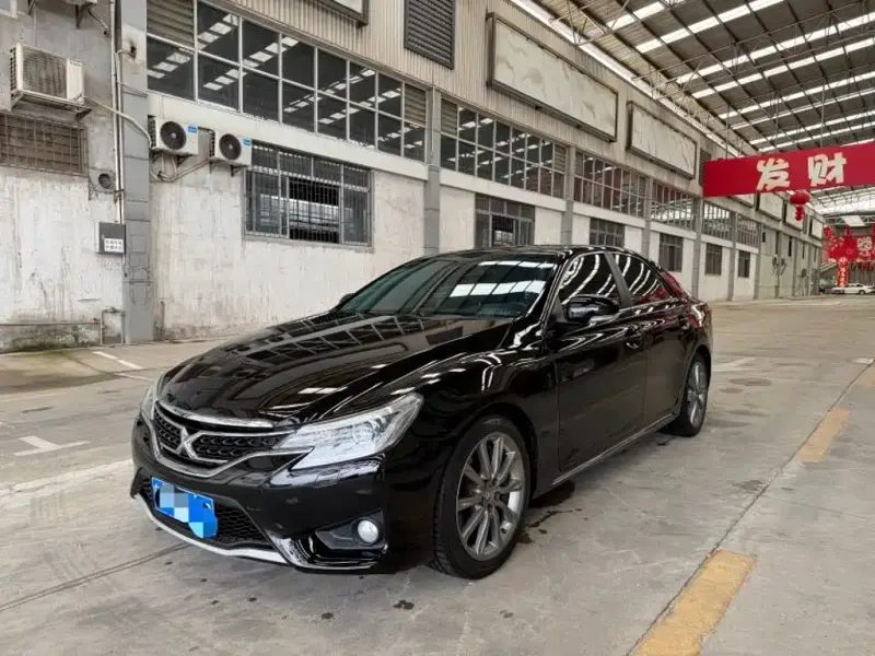 Toyota Reiz, 2015
