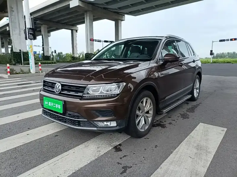 Volkswagen Tiguan, 2017 — фото 1