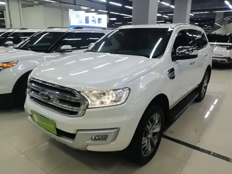 Ford Everest, 2017 — фото 1