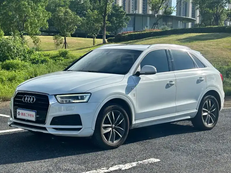 Audi Q3, 2019 — фото 1