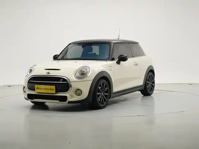 MINI Mini, 2015