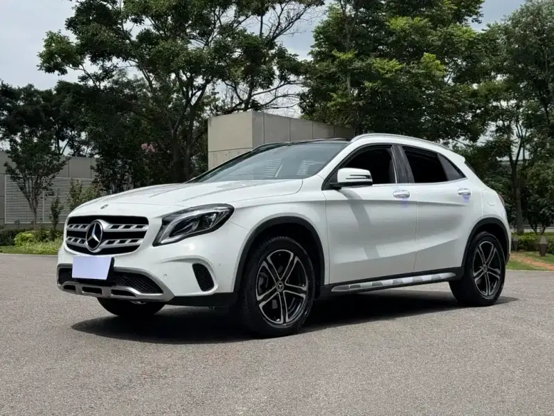 Mercedes-Benz GLA, 2018