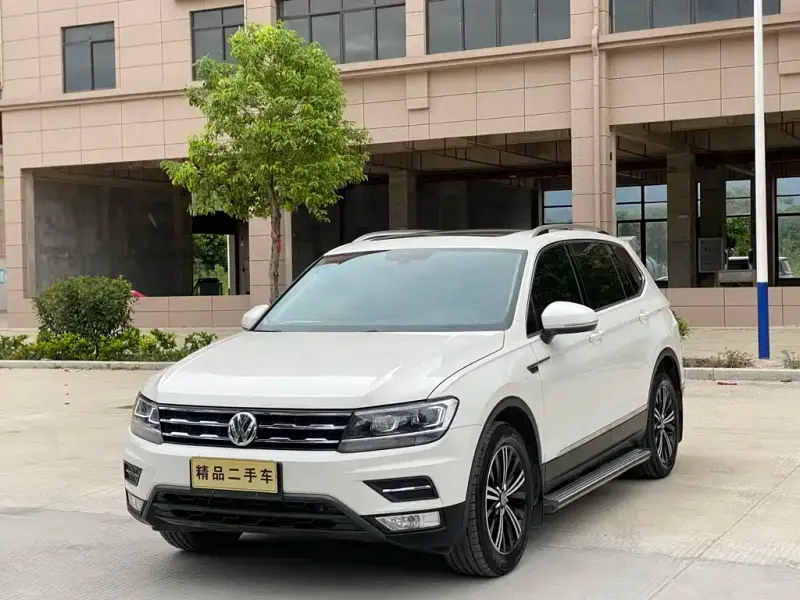 Volkswagen Tiguan L, 2019 — фото 1