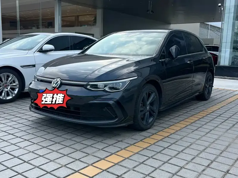 Volkswagen Golf, 2021