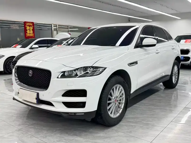 Jaguar F-PACE, 2018