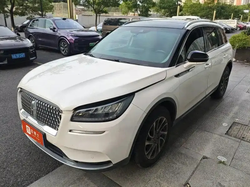 Lincoln Corsair, 2020