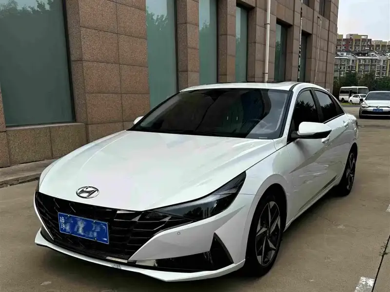 Hyundai Elantra, 2021