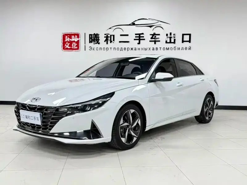 Hyundai Elantra, 2023