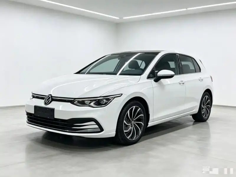 Volkswagen Golf, 2021