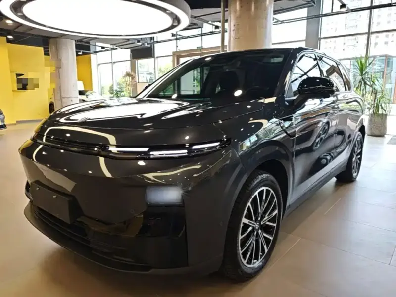 Leapmotor B10, 2025