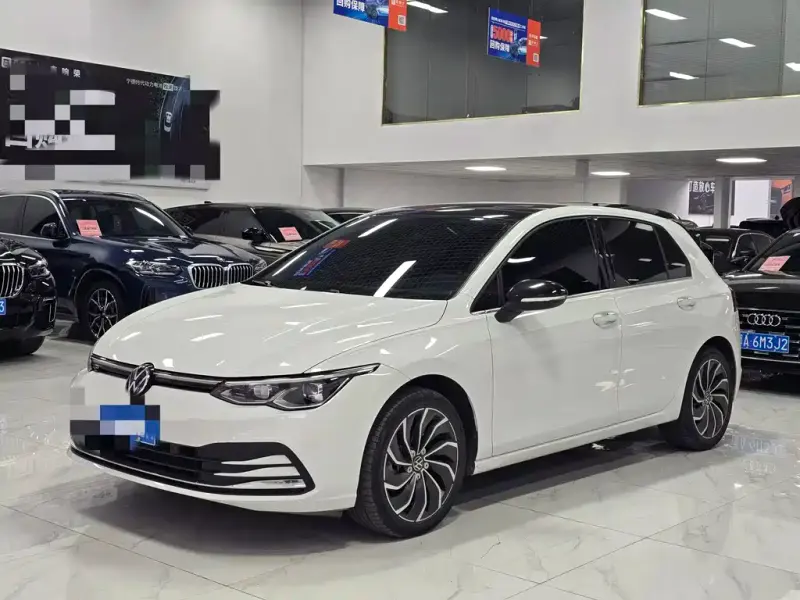 Volkswagen Golf, 2020