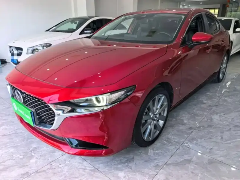 Mazda 3 Axela, 2025