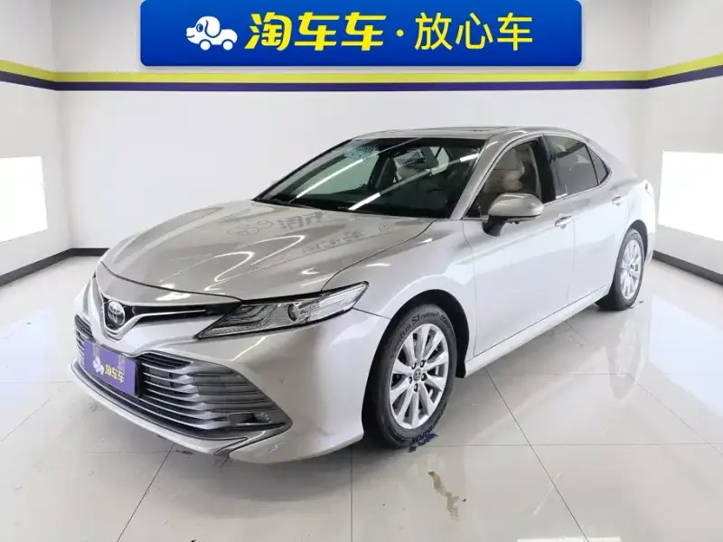 Toyota Camry, 2020
