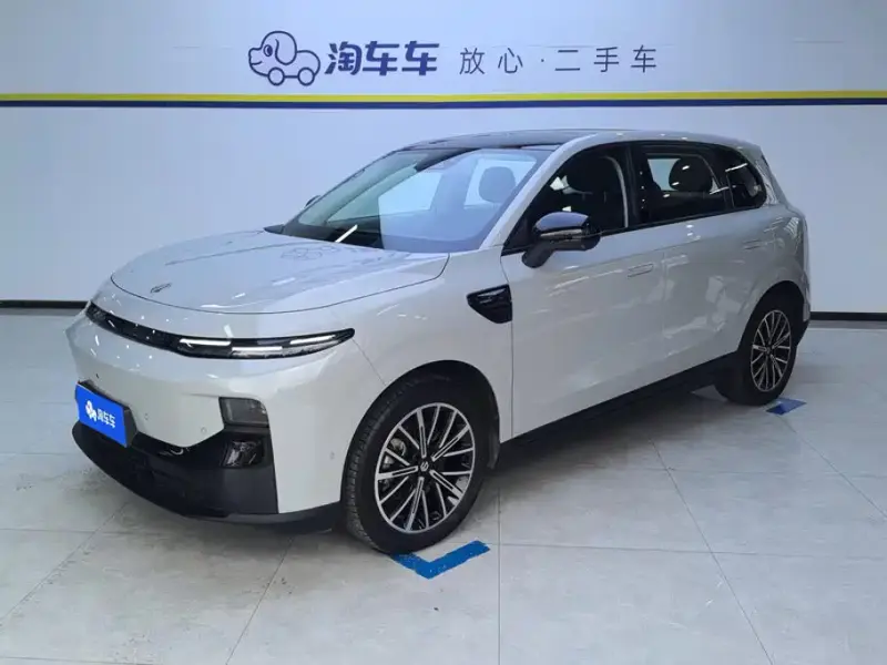 Leapmotor B10, 2025