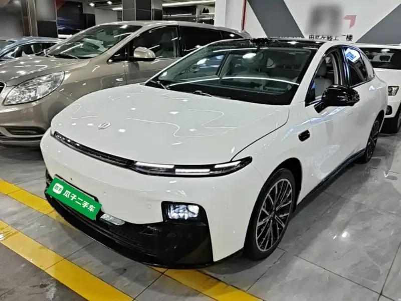 Leapmotor B01, 2025