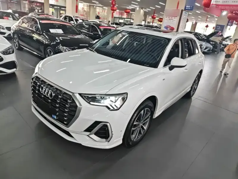 Audi Q3, 2020