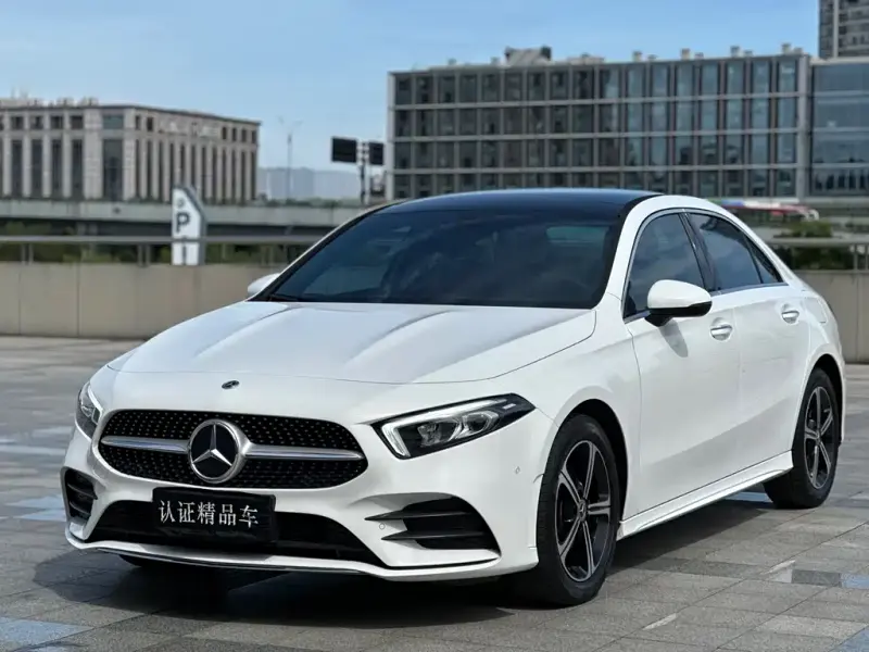 Mercedes-Benz A-Class, 2022 — фото 1