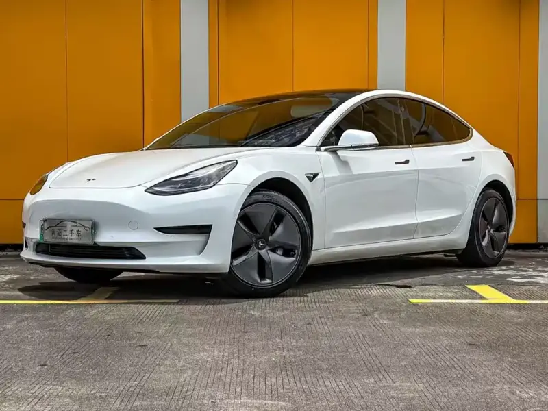 Tesla Model 3, 2020
